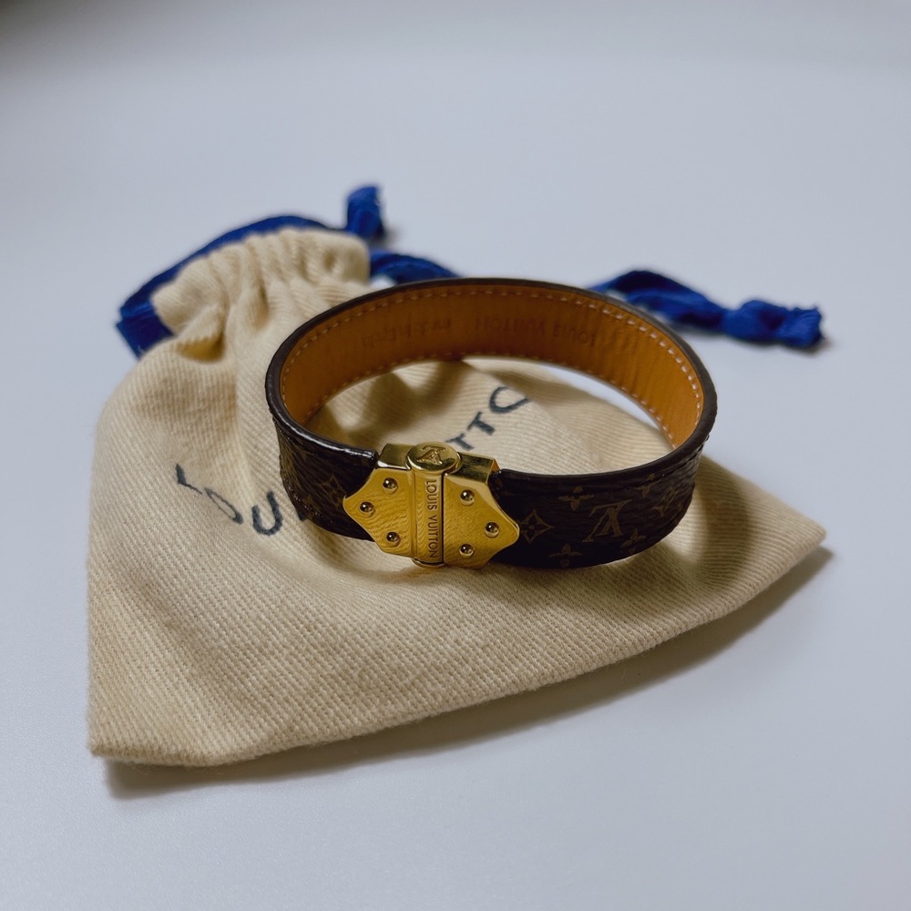 Louis Vuitton bracelet(SOLD)
